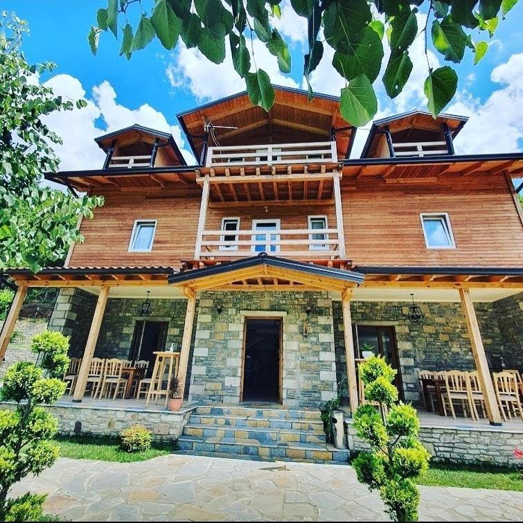 Hotel Bujtina Dini à Rubik Extérieur photo